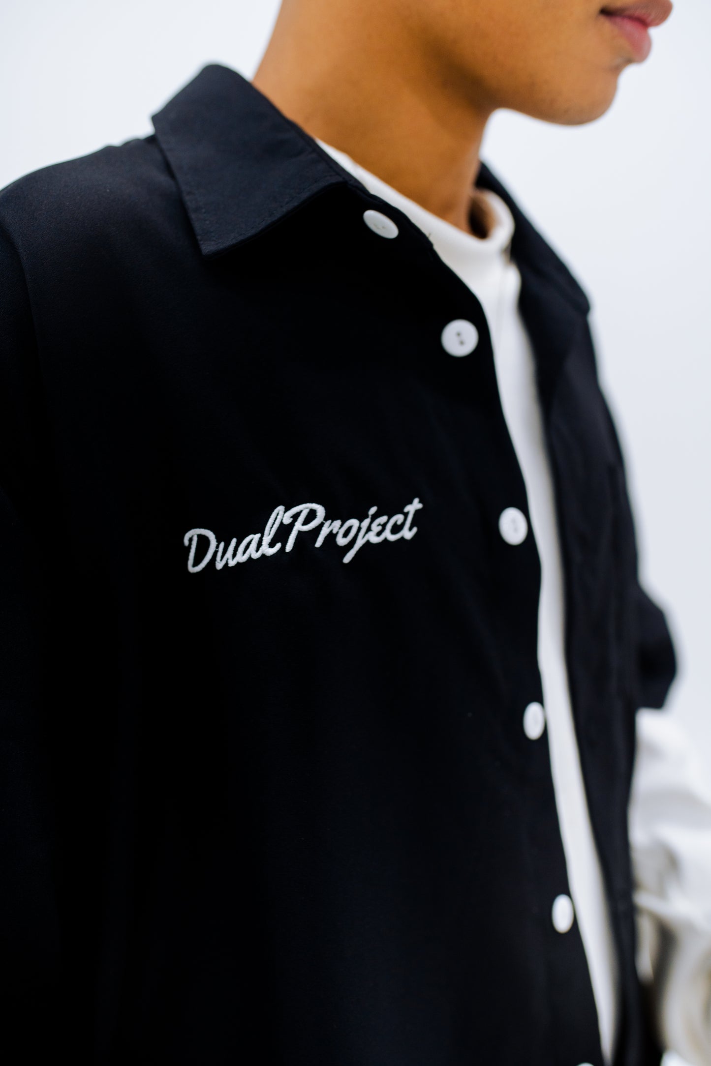 Camisa básica negra