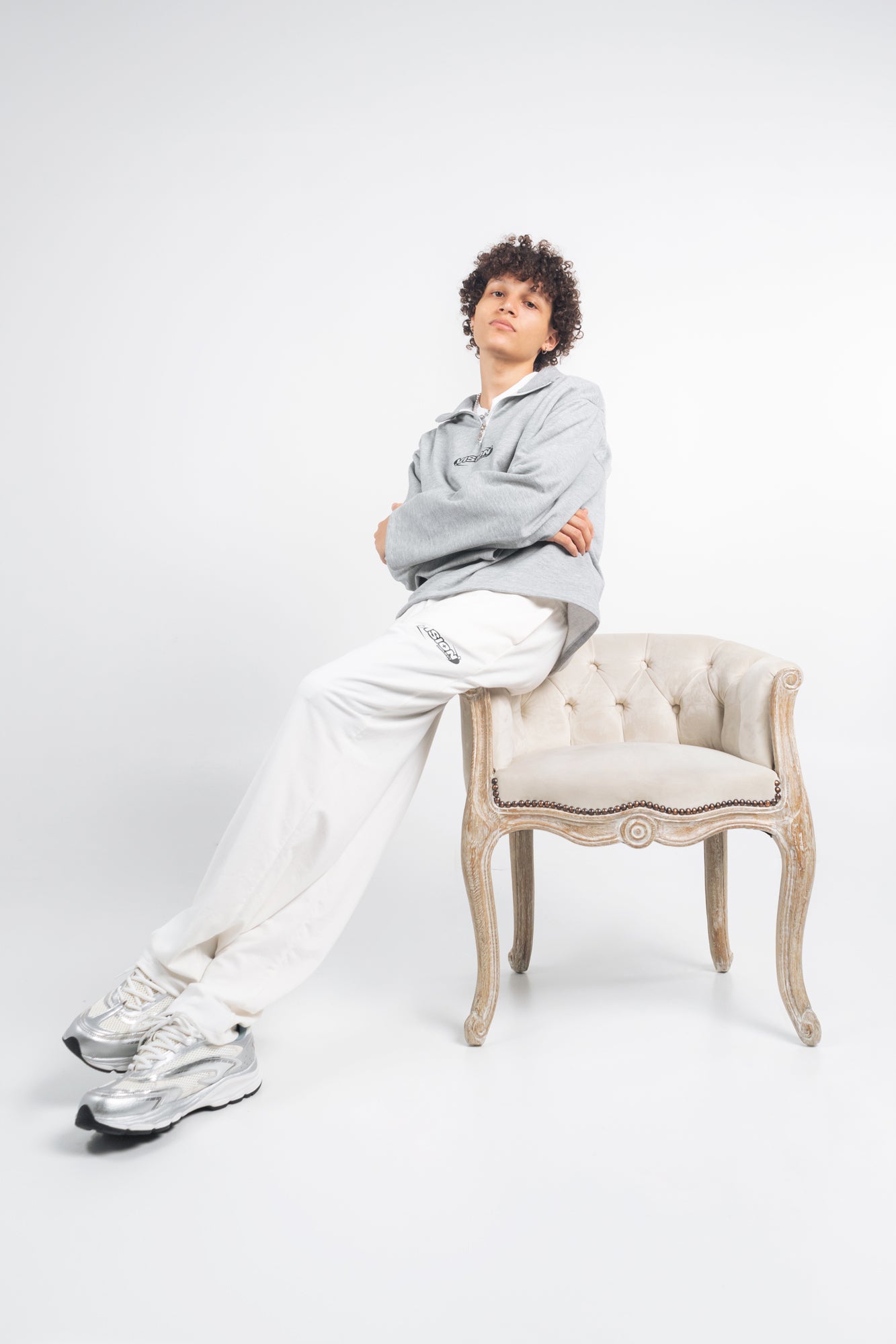 SUDADERA BLANCA VISION