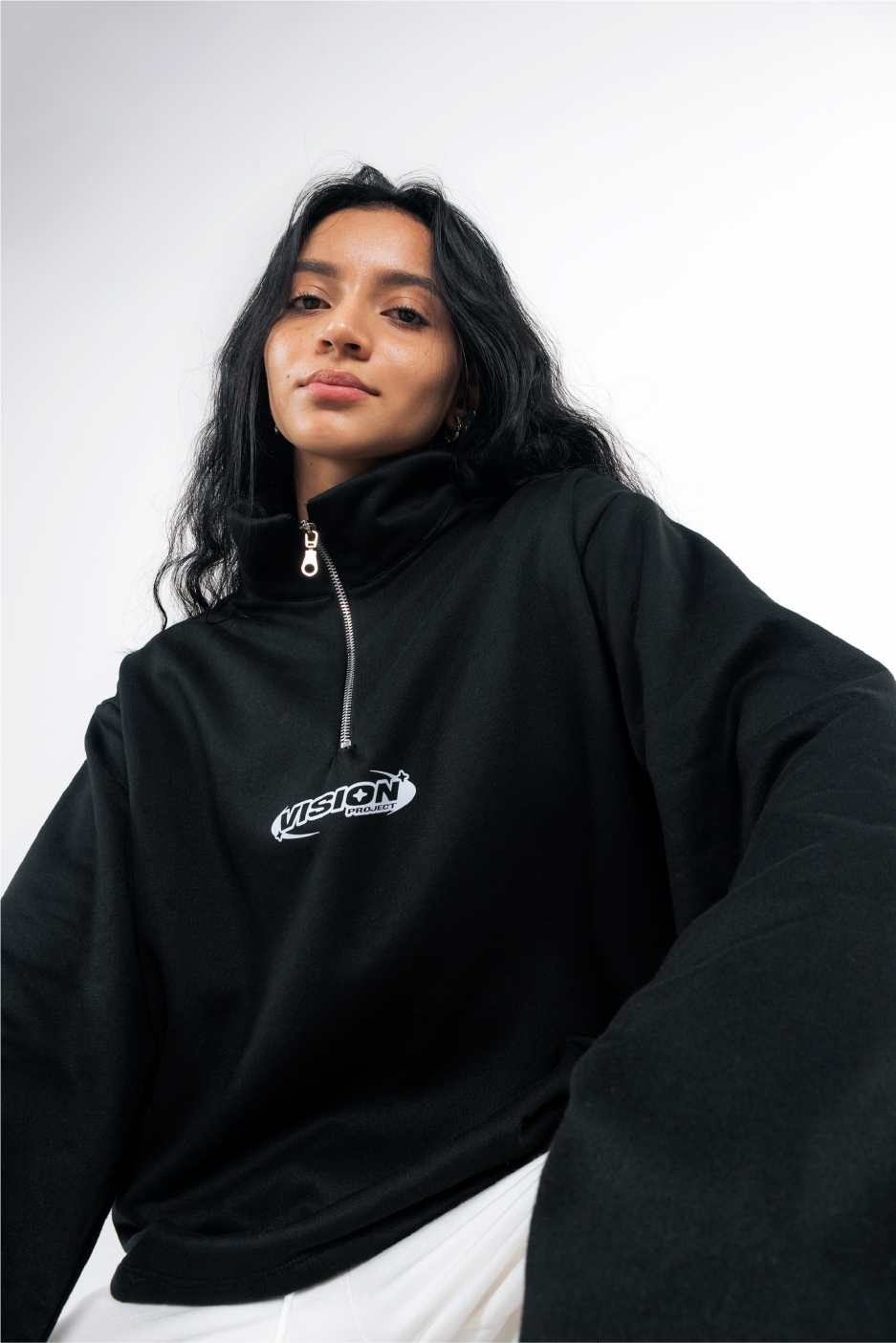 SWEATER NEGRO VISION